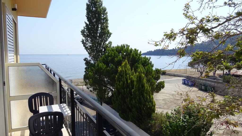 Poros House Hotel Exterior photo